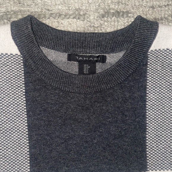 TAHARI Colorblock Sweater - Picture 3 of 3